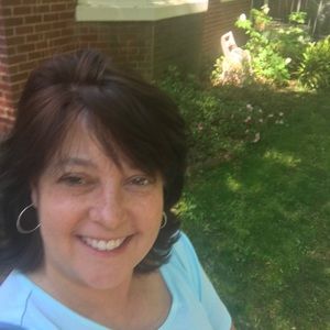 Meet your Posher, Bonita